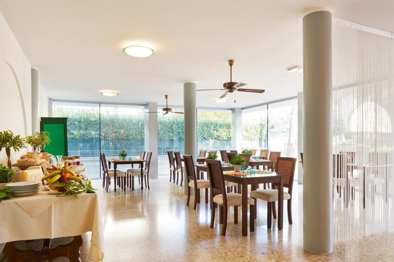 G/Hotel Lignano Λινιάνο Σαμπιαντόρο Εξωτερικό φωτογραφία