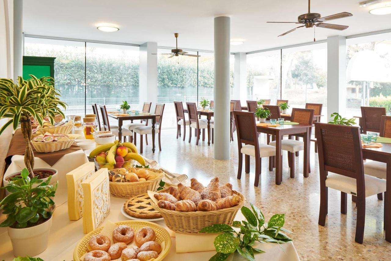 G/Hotel Lignano Λινιάνο Σαμπιαντόρο Εξωτερικό φωτογραφία